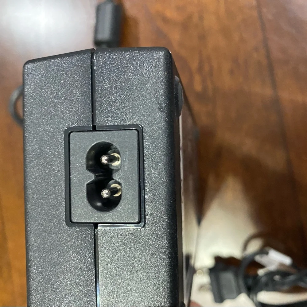 Genuine Lenovo 170W AC Adapter 20V 45N0113 45N0114 for Lenovo ThinkPad W520 W530